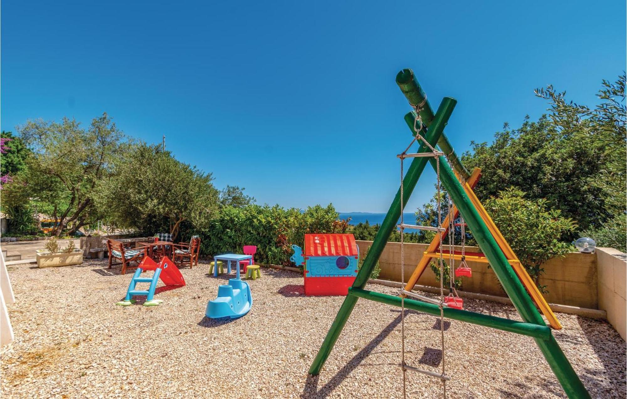 Nice Apartment In Orebic With House Sea View Buitenkant foto