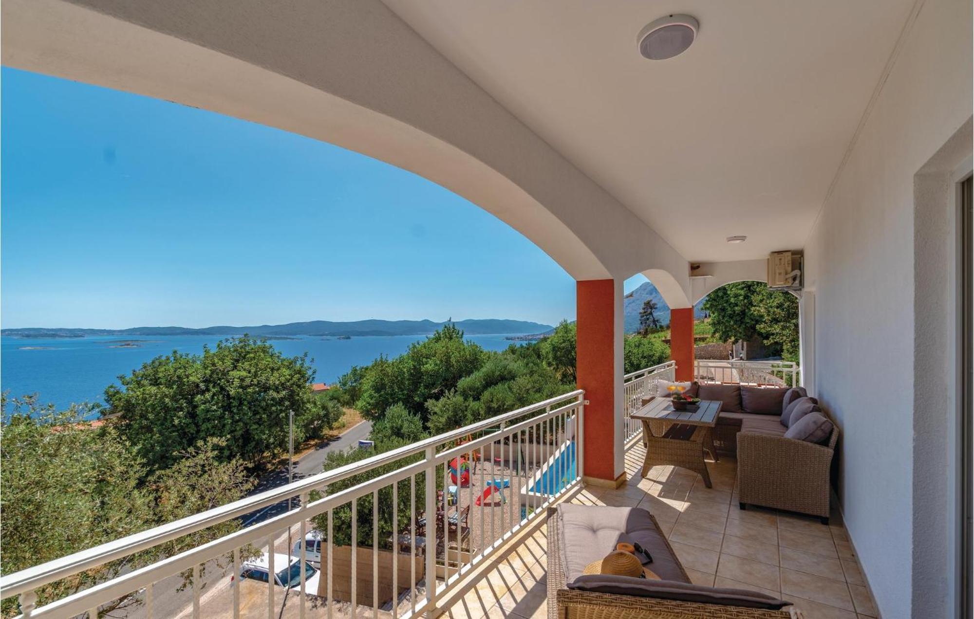 Nice Apartment In Orebic With House Sea View Buitenkant foto
